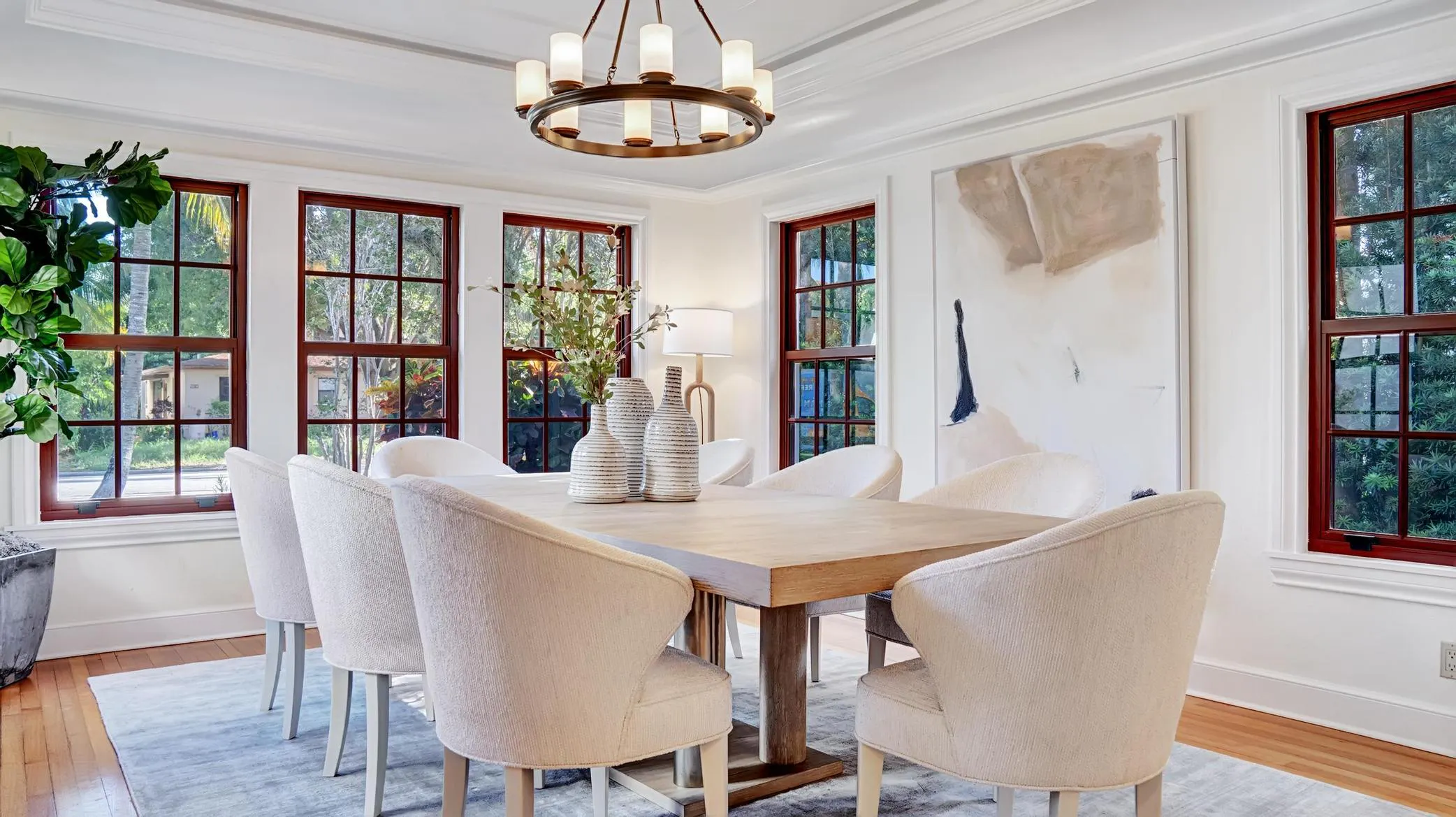 DSC07953Meridith-Baer-Home-Luxury-Home-South-Florida-El-Cid-Transitional-Dining-Room
